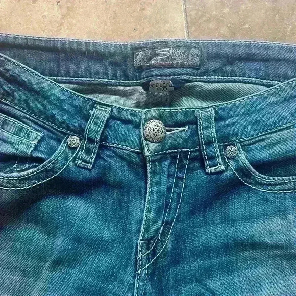 Silver Aiko Bootcut Jeans. Waist 38. Length 31. Used but good condition. - Picture 12 of 12